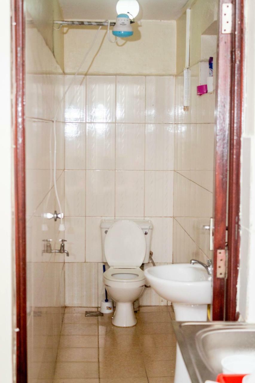 Kilimani Honass Studio Apartment Nairobi Bagian luar foto